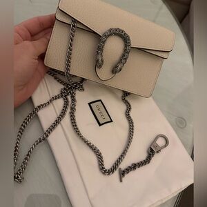 GUCCI DIONYSUS SUPER MINI BAG in White Leather